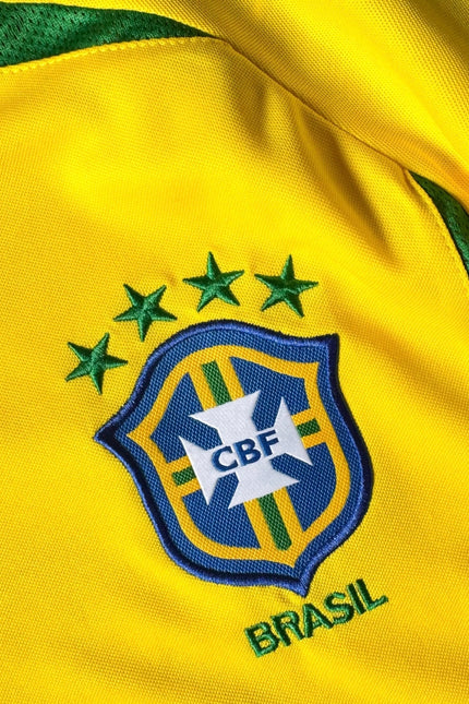 Maillot Retro Brazil 2002 – Ronaldo R9 (Édition Collector)