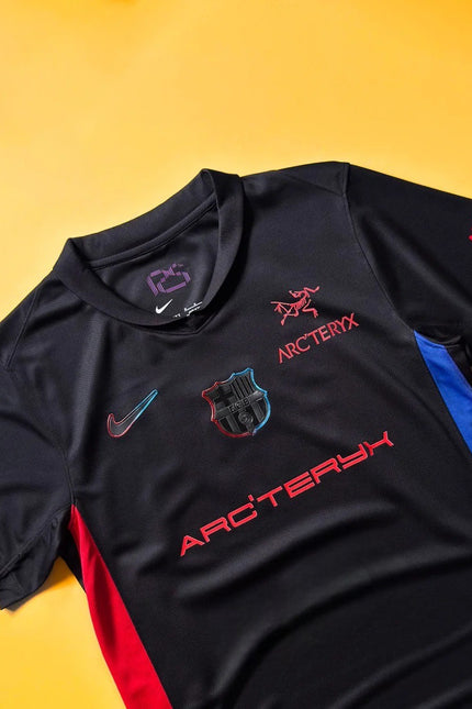 FC BARCELONA – ARC'TERYX x PORSCHE LOGO LIMITED EDITION