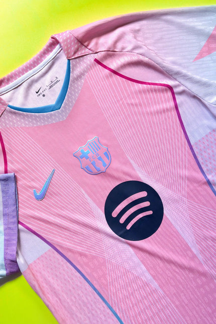 FC BARCELONA – “PINK DRAGON” LAMINE YAMAL #10 🐉