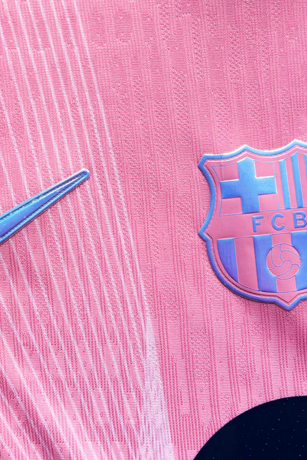 FC BARCELONA – “PINK DRAGON” LAMINE YAMAL #10 🐉