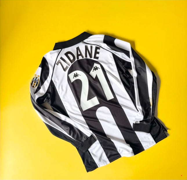 JUVENTUS 1998 – RETRO LONG SLEEVE ZINEDINE ZIDANE #21